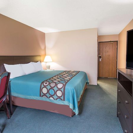 Hotel Super 8 By Wyndham Austin Mn Exterior foto